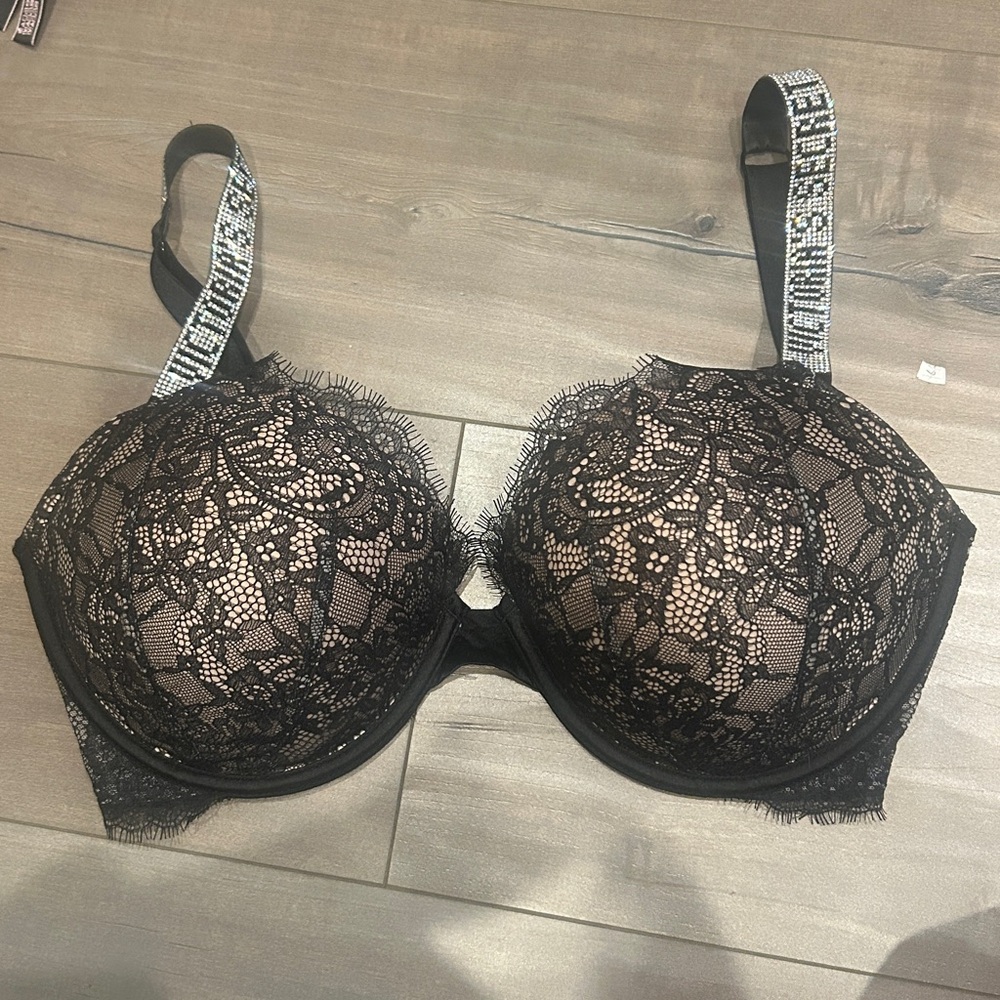 Victoria's Secret bling strap bra Very Sexy